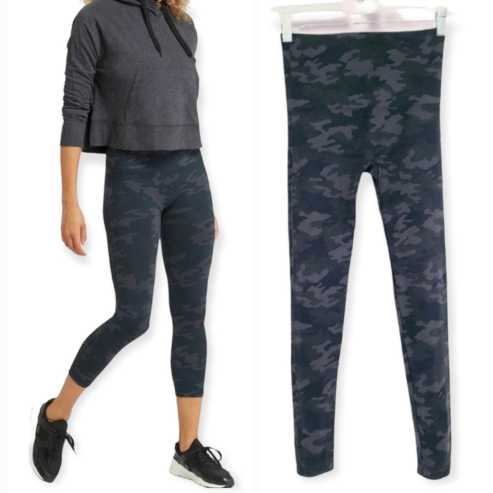 Spanx Seamless Crop Camouflage Leggings